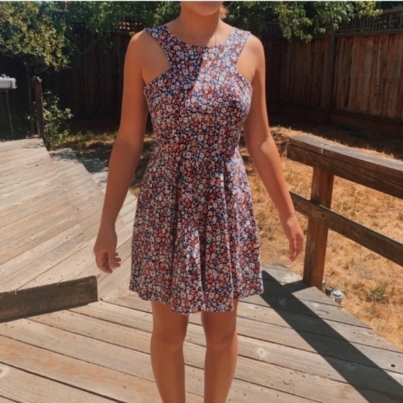 BCBGeneration Floral Coral Combo - Picture 1 of 6
